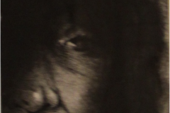 Hemicara izquierda, blanco&negro. Grabado sobre papel,  2012 - Left-headed in black and white. Engraving on paper, 2012